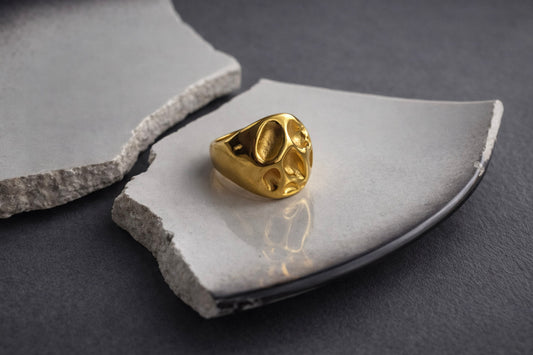 CRATER - Statement δαχτυλίδι από ατσάλι με οργανικό ανάγλυφο | CHRIATIONS